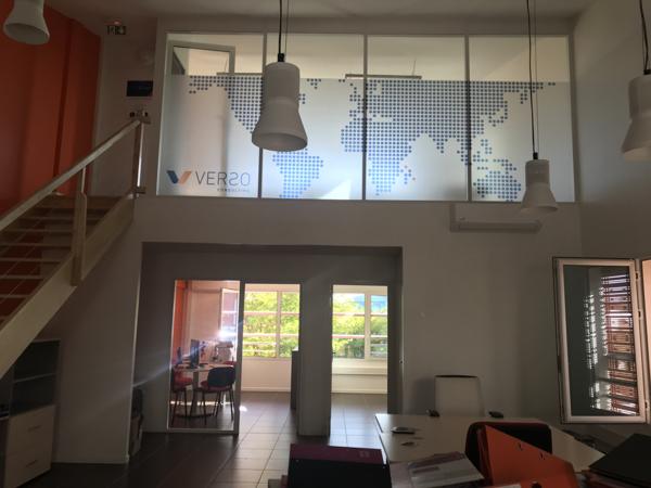 Les Abymes (97139) BUREAU AMENAGE