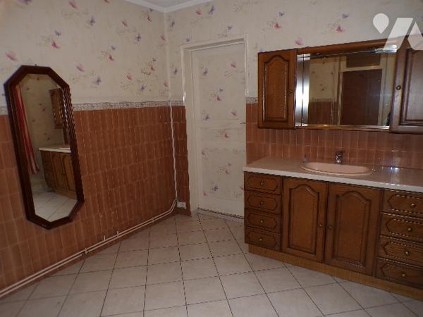 Maison de village de type 5