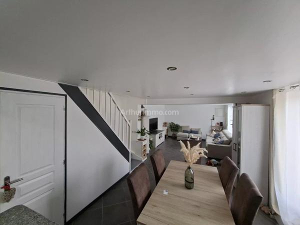 Vente                                                      Maison
                        
                     5 pièces                      153 m2                     à Gisors