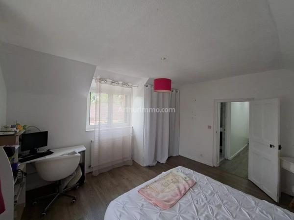 Vente                                                      Maison
                        
                     5 pièces                      153 m2                     à Gisors