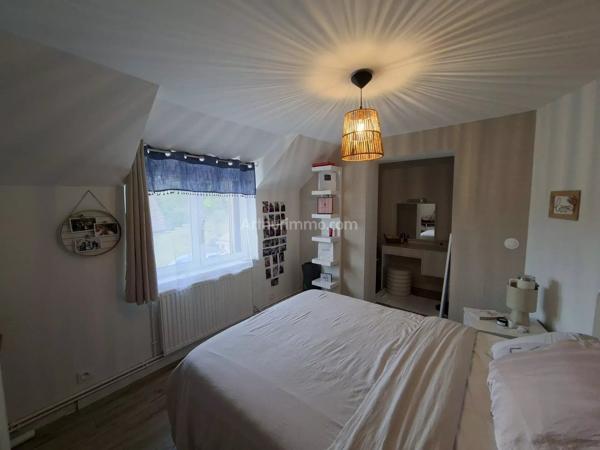 Vente                                                      Maison
                        
                     5 pièces                      153 m2                     à Gisors