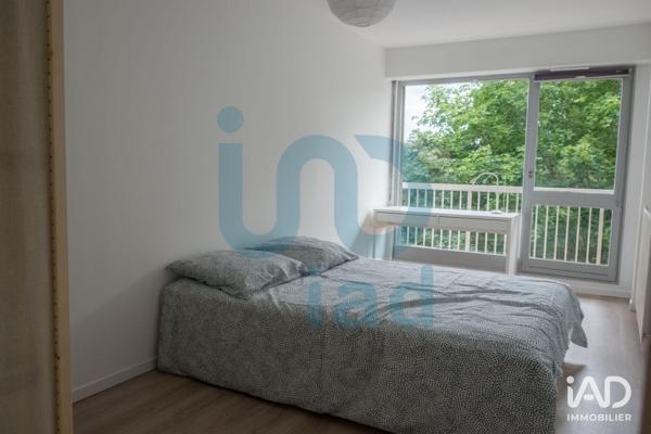 Location studio 12 m² Cergy