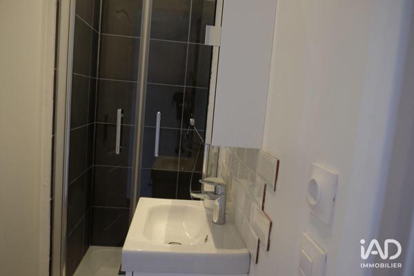 Location studio 12 m² Cergy