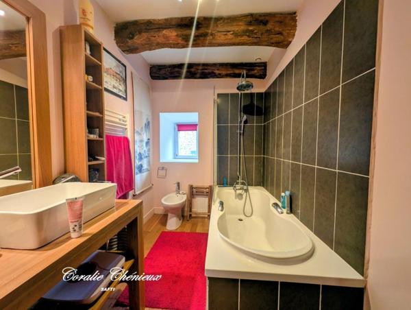 Très belle maison en pierre entièrement rénovée