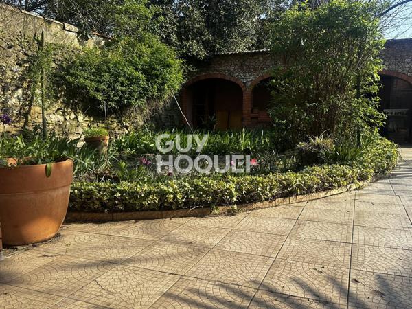 MAISON À VENDRE DE 7 PIÈCES DE 215,07 M²