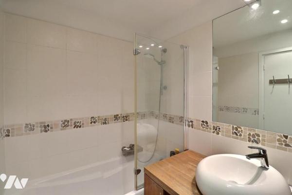 Bel appartement 4 pièces   - Lourmel