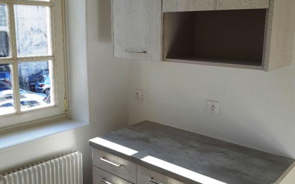 Appartement à louer    2 pièces •  Senlis