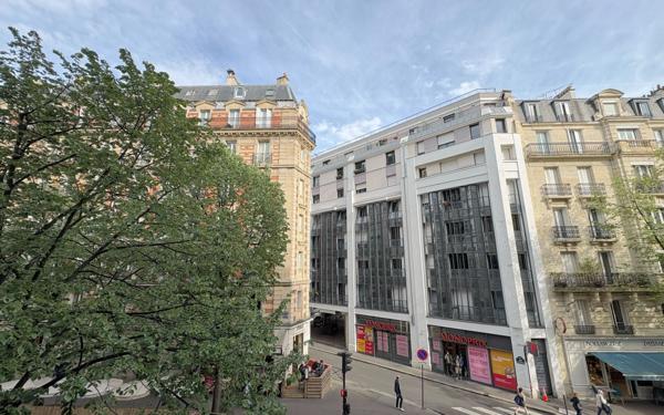 Appartement à louer    2 pièces • 50,44 m2 Paris 16