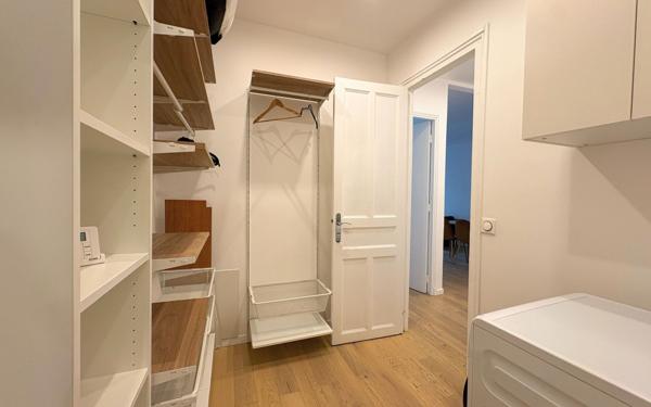 Appartement à louer    2 pièces • 50,44 m2 Paris 16