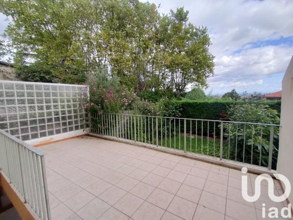 Appartement à vendre 3 pièces 70 m² Pierre-Bénite