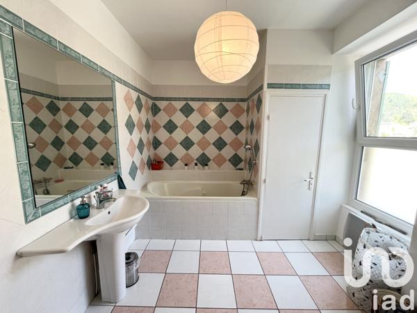 Appartement à vendre 4 pièces 73 m² Vals-les-Bains