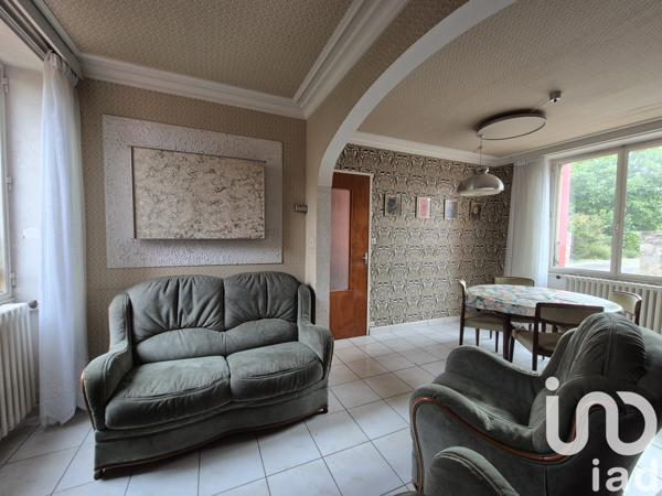 House for sale 8 rooms 130 m² Saint-Étienne-de-Montluc