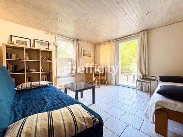 Maison 5 pièces - 160 m² Exclusivité efficity