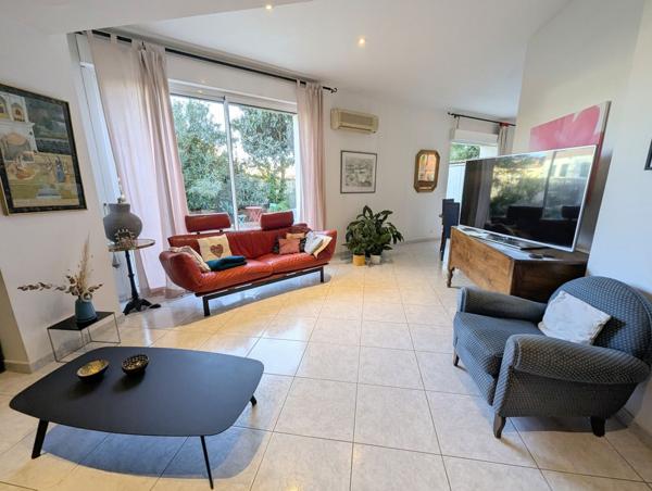 Maison 3 faces - 167 m² - Montpellier centre