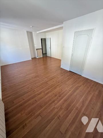 EXCLUSIVITE 3 pièces + cuisine de 60 m²