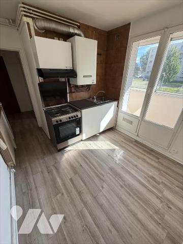 EXCLUSIVITE 3 pièces + cuisine de 60 m²
