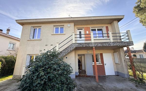 Maison à vendre    6 pièces •  Labarthe-sur-Lèze