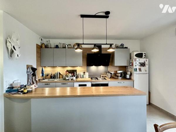 Appartement T3 avec terrasse et garage 