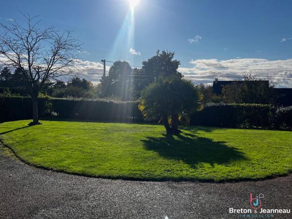 Pavillon à St Denis de Gastines