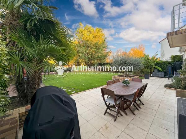 Vente Maison 7 pièces 189 m2 à Saint-Germain-Lès-Corbeil