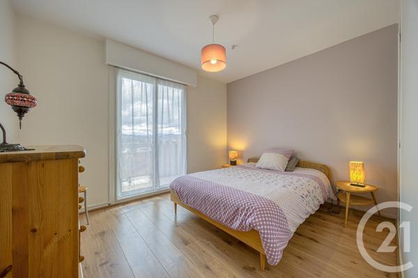 Appartement F4 à vendre  4 pièces - 93 m2 RUMILLY - 74