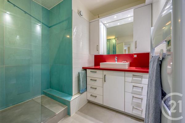 Appartement F4 à vendre  4 pièces - 93 m2 RUMILLY - 74