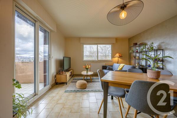 Appartement F4 à vendre  4 pièces - 93 m2 RUMILLY - 74