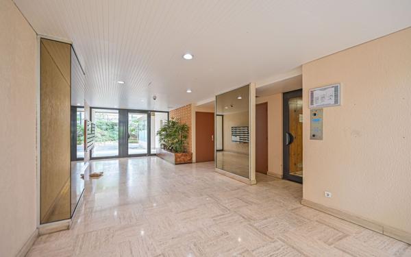 Appartement à vendre    4 pièces • 110,26 m2 Paris 20