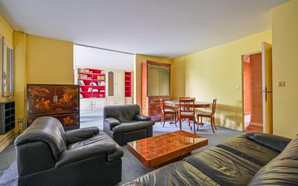 Appartement à vendre    4 pièces • 110,26 m2 Paris 20