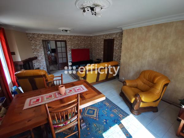 Maison
         5 pièces
        - 126 m² 195 000 € *