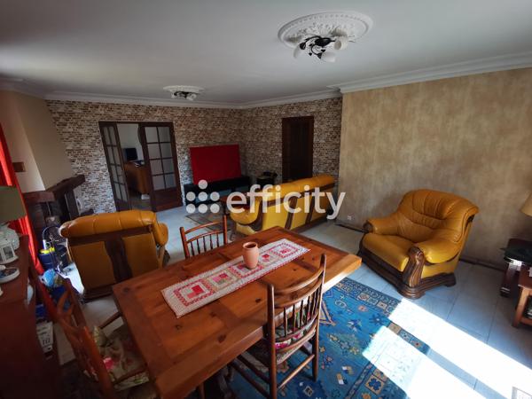 Maison
         5 pièces
        - 126 m² 195 000 € *