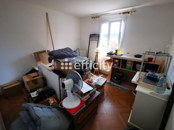 Maison
         5 pièces
        - 126 m² 195 000 € *