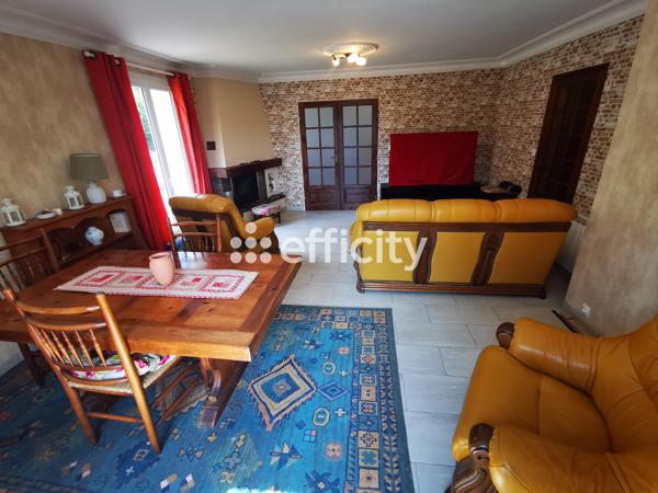 Maison
         5 pièces
        - 126 m² 195 000 € *