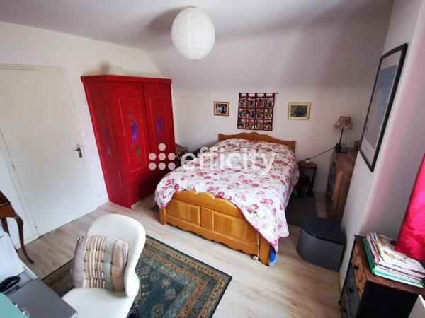Maison
         5 pièces
        - 126 m² 195 000 € *