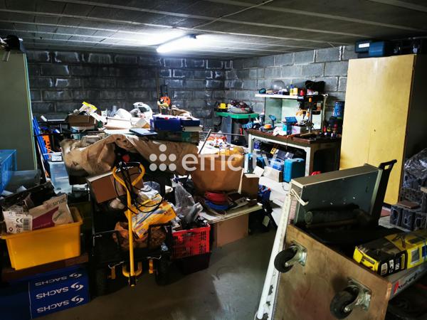 Maison
         5 pièces
        - 126 m² 195 000 € *