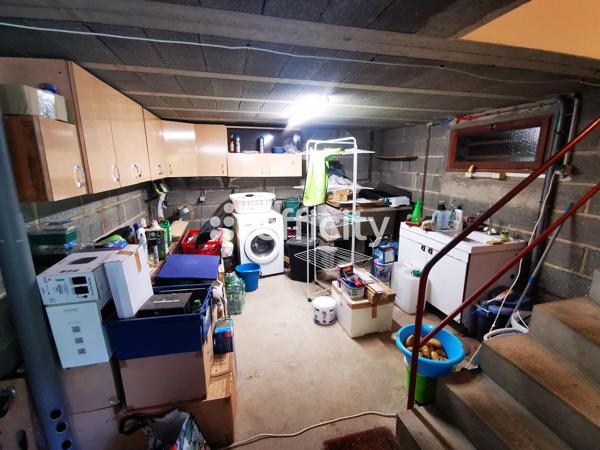 Maison
         5 pièces
        - 126 m² 195 000 € *