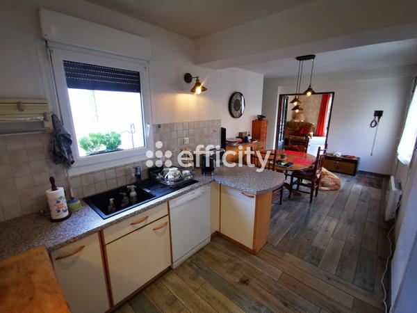 Maison
         5 pièces
        - 126 m² 195 000 € *