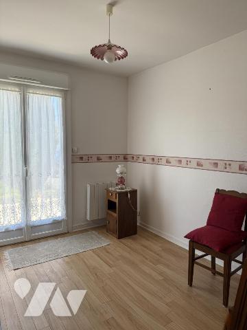 A VENDRE MAISON TRADITIONNELLE SENE Centre ville-6 chambres