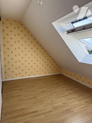 A VENDRE MAISON TRADITIONNELLE SENE Centre ville-6 chambres