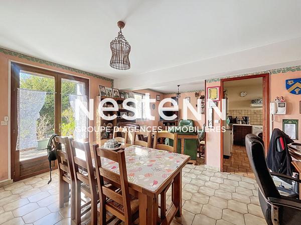 Immeuble Le Merevillois 7 pièce(s) 153.17 m2