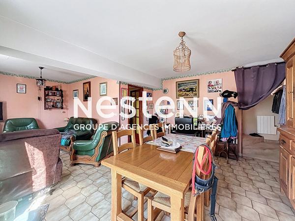 Immeuble Le Merevillois 7 pièce(s) 153.17 m2