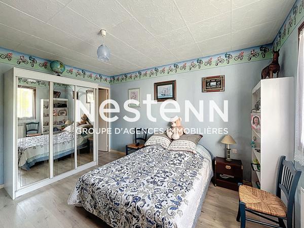 Immeuble Le Merevillois 7 pièce(s) 153.17 m2