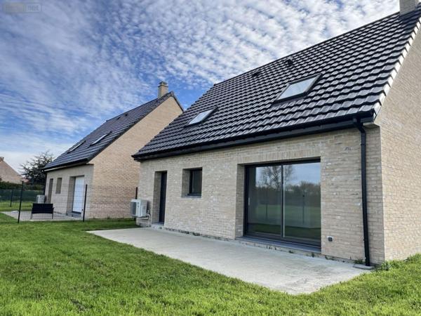 Maison individuelle à vendre à Loon-Plage dans le Nord (59279), ref : L404