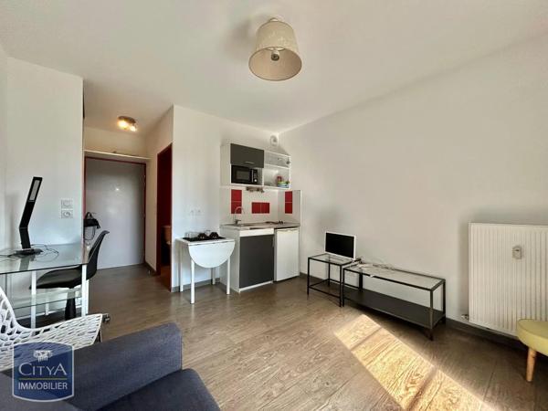 Appartement à louer 2 pièces 27.4m² Limonest (69760)