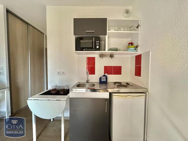 Appartement à louer 2 pièces 27.4m² Limonest (69760)