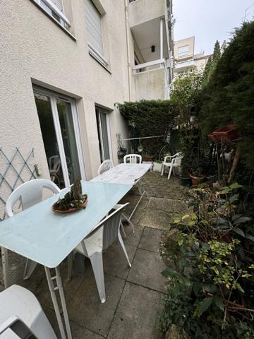 Paris (75013) PARIS 13ème - OLYMPIADES Villa Tolbiac T2 de 43,21 m2 au rez-de-chaussée sur jardin de 20 m2