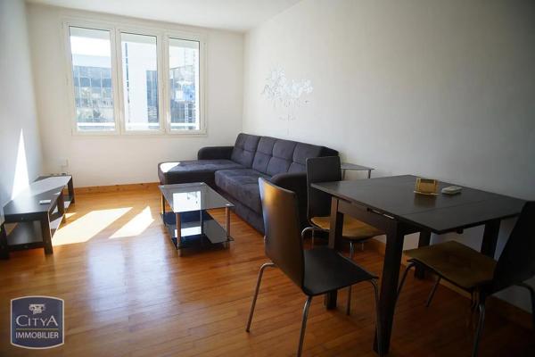 Appartement à louer 2 pièces 40.74m² Grenoble (38000)