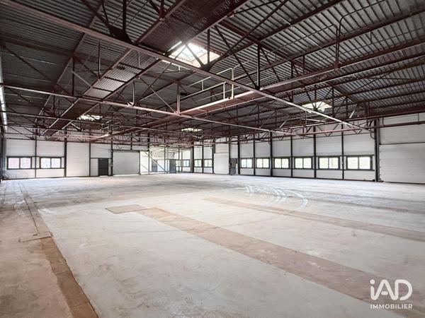 Local d’activité à vendre 750 m² Saint-Étienne-de-Crossey