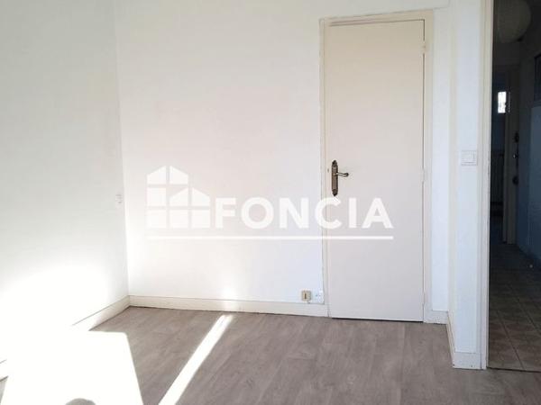 Location Appartement 2 pièces 38.4 m² - 1 BIS RUE EMILE LE GAC Perros Guirec 22700