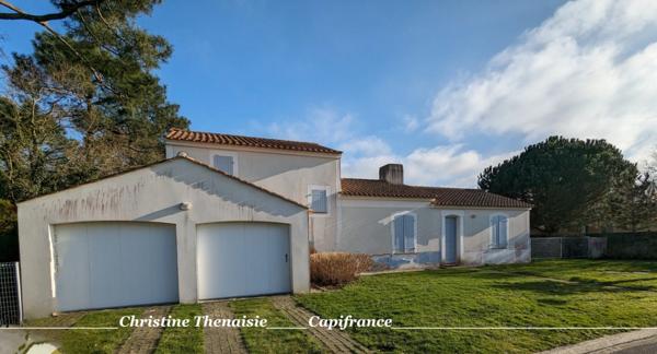 Maison à vendre dans Domaine sécurisé résidentiel Piscine - 4 chambres (85) COËX